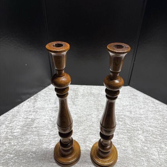Vintage hand turned wooden Pair of candlesticks 15.5” T Excellent Timeless - Picture 10 of 13